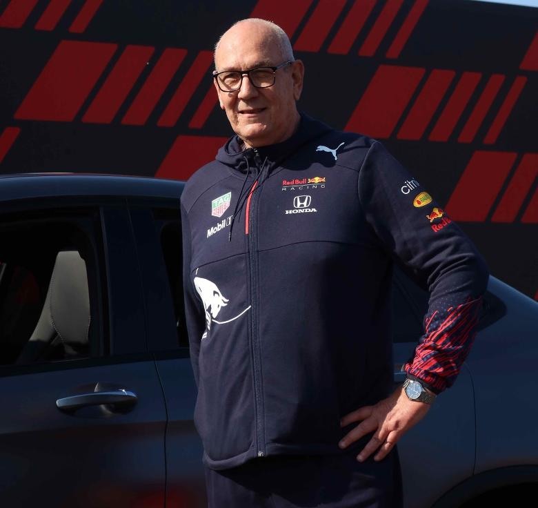 Jan-Peter Hoonhoud (63), Facturist