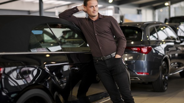 Creative Crumble Collective AutoJobs Professionals Micha-14