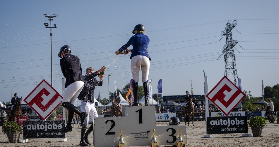 Creative Crumble Collective AJP CSI-187